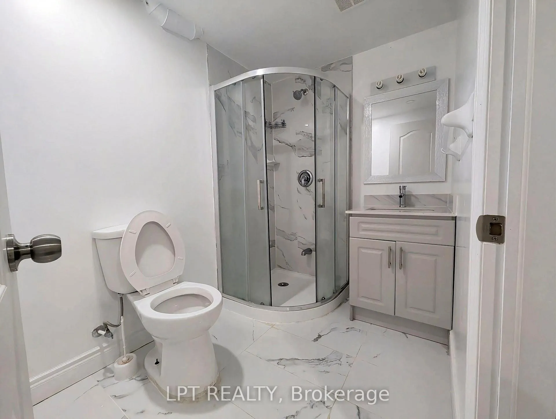Photo 20 of 22 Dufay Road, Brampton, Northwest Brampton — HOMEH
