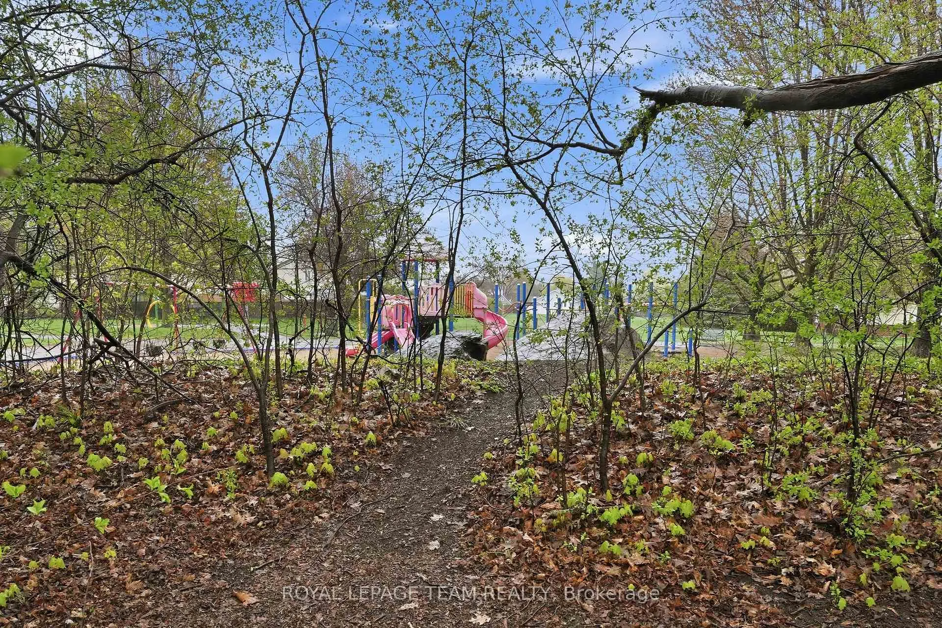 Photo 44 of 49 Crownhill Street, Ottawa, Beacon Hill South — HOMEH
