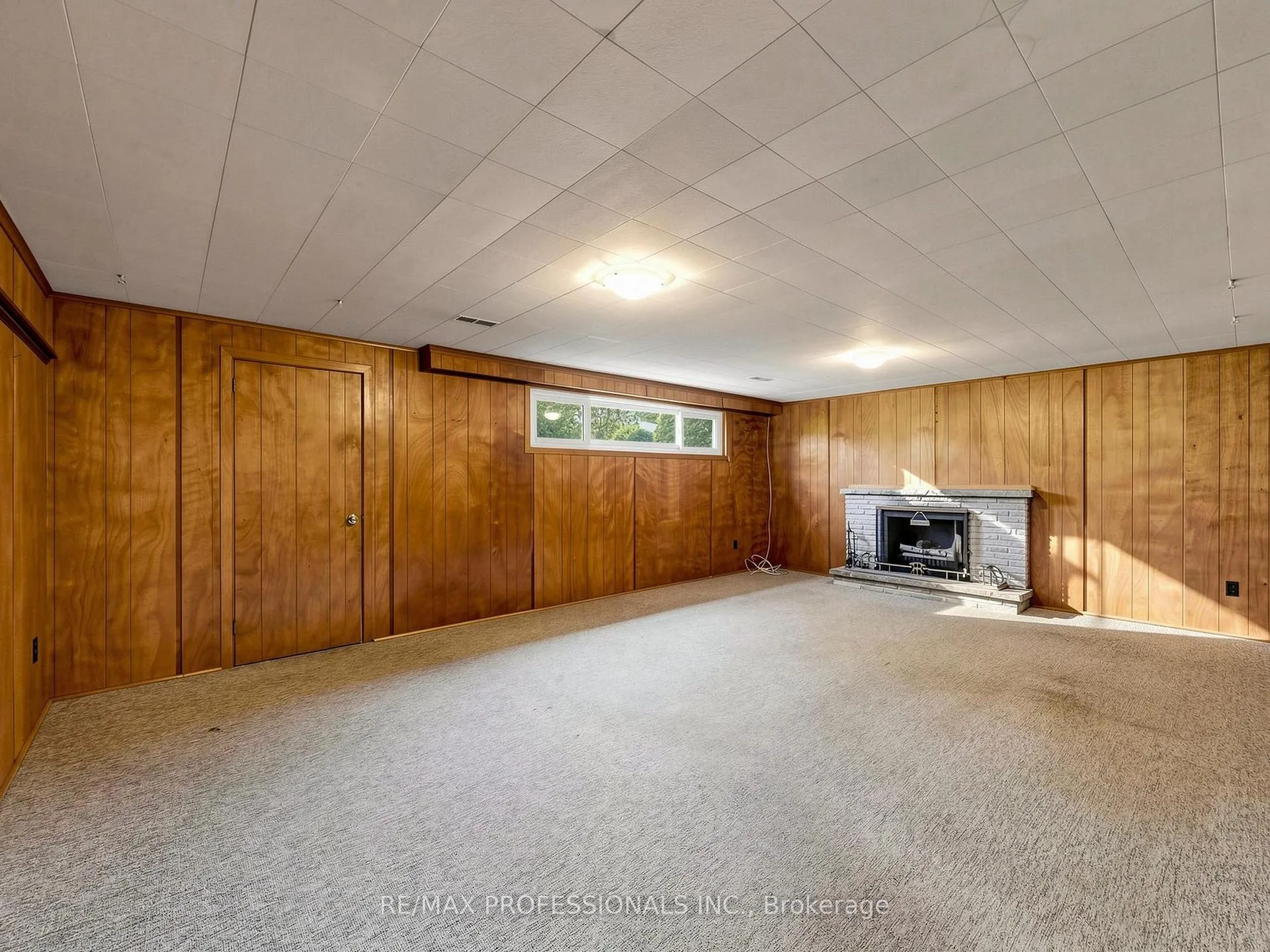 Photo 24 of 49 Laurelwood Crescent, Etobicoke, Willowridge-Martingrove-Richview — HOMEH