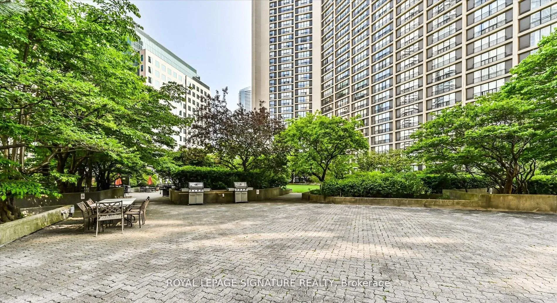 Photo 26 of Unit 1409, 65 Harbour Square, Toronto, Waterfront Communities — HOMEH