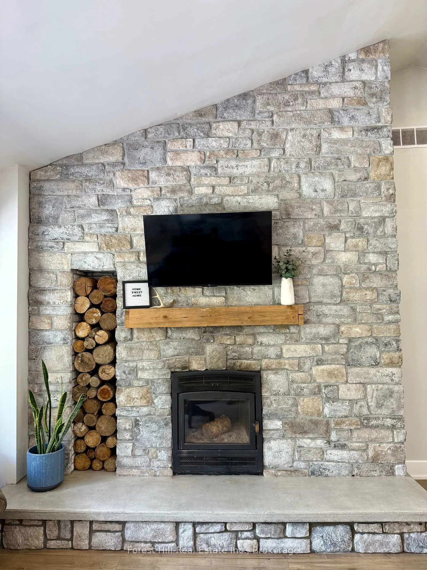 Photo 25 of 107 Hunt Line, Powassan — HOMEH