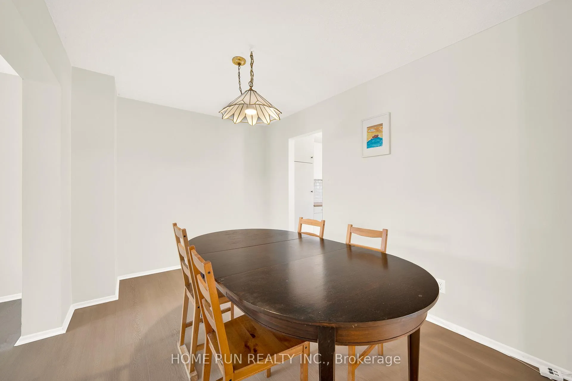 Photo 13 of Unit 4, 2111 Montreal Road, Ottawa, Beaconwood — HOMEH