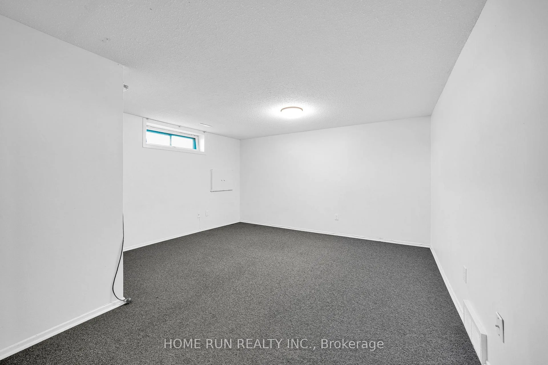 Photo 33 of Unit 4, 2111 Montreal Road, Ottawa, Beaconwood — HOMEH