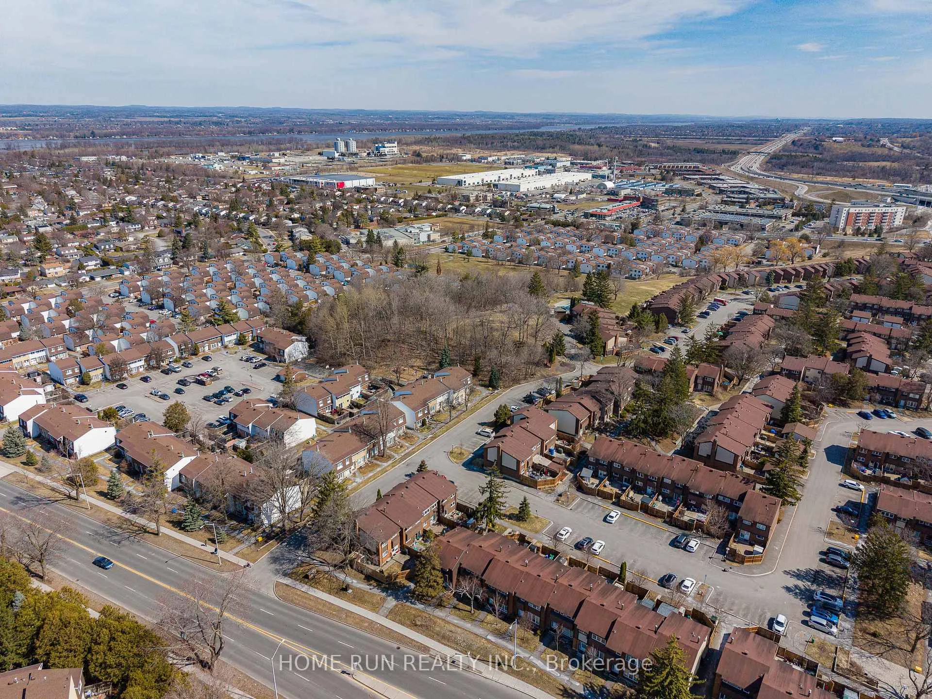 Photo 43 of Unit 4, 2111 Montreal Road, Ottawa, Beaconwood — HOMEH