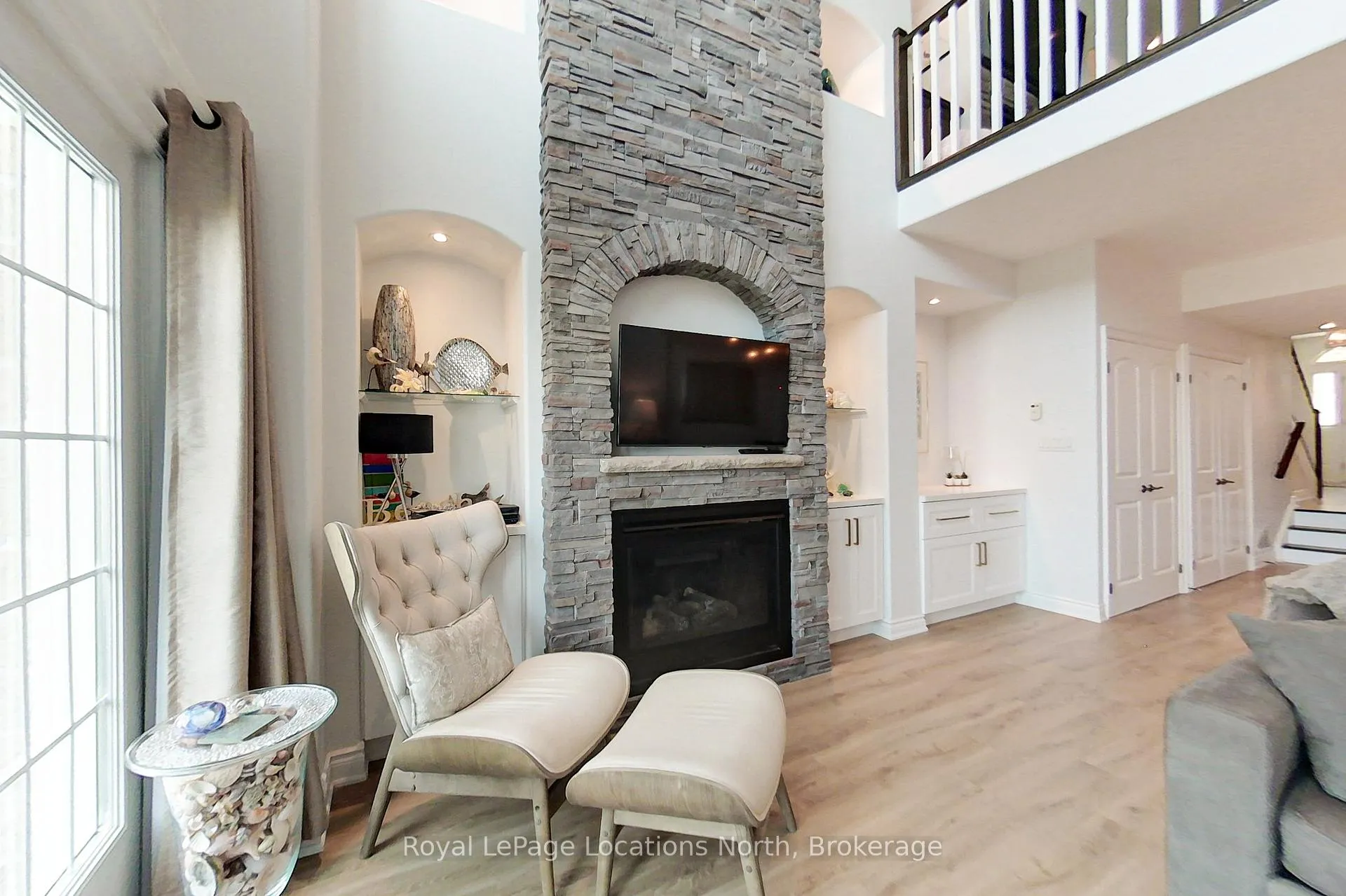 Photo 12 of Unit 10, 209707 26 Highway, Blue Mountains — HOMEH