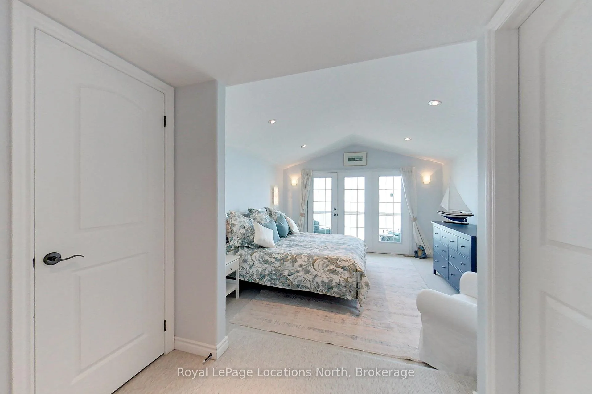 Photo 25 of Unit 10, 209707 26 Highway, Blue Mountains — HOMEH