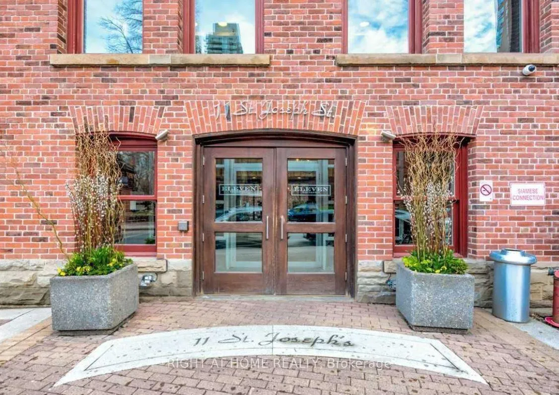 Photo 2 of Unit 510, 11 St Joseph Street, Toronto, Bay Street Corridor — HOMEH
