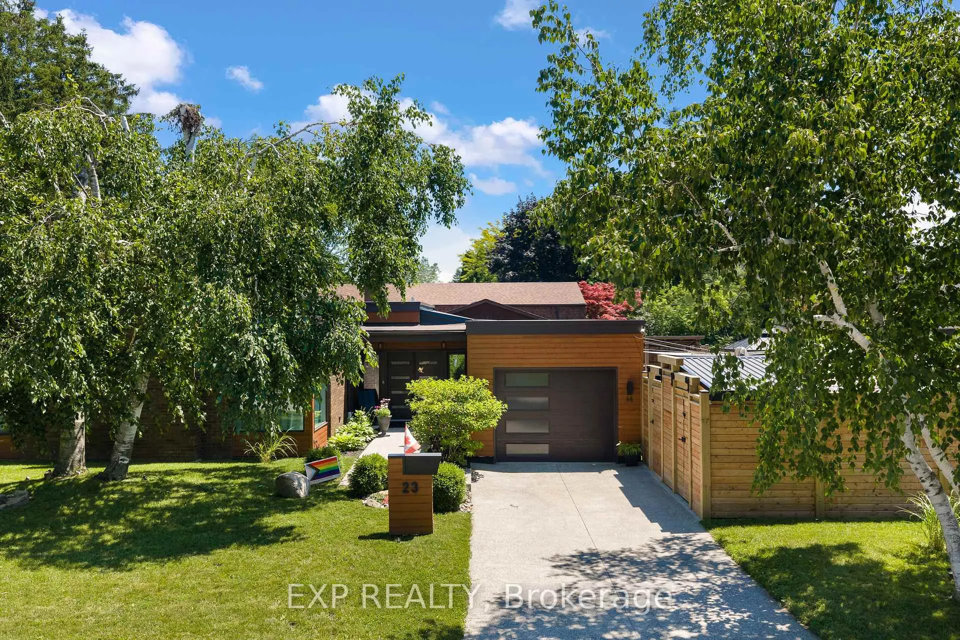 Photo 2 of 23 The Cedars Street, St. Catharines, Vine/Linwell — HOMEH