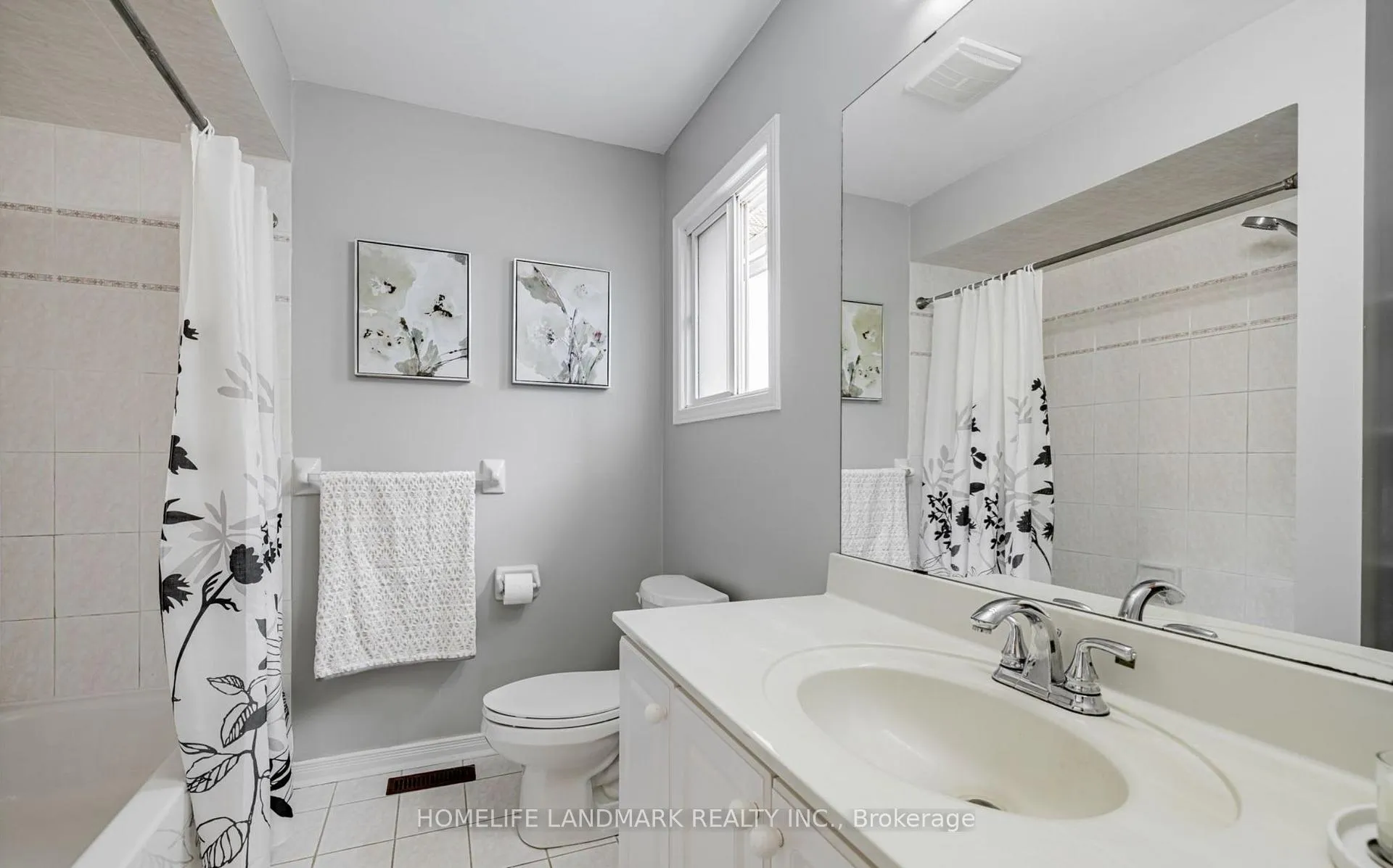 Photo 13 of Unit Main, Upper, 85 Nahanni Drive, Richmond Hill, Langstaff — HOMEH