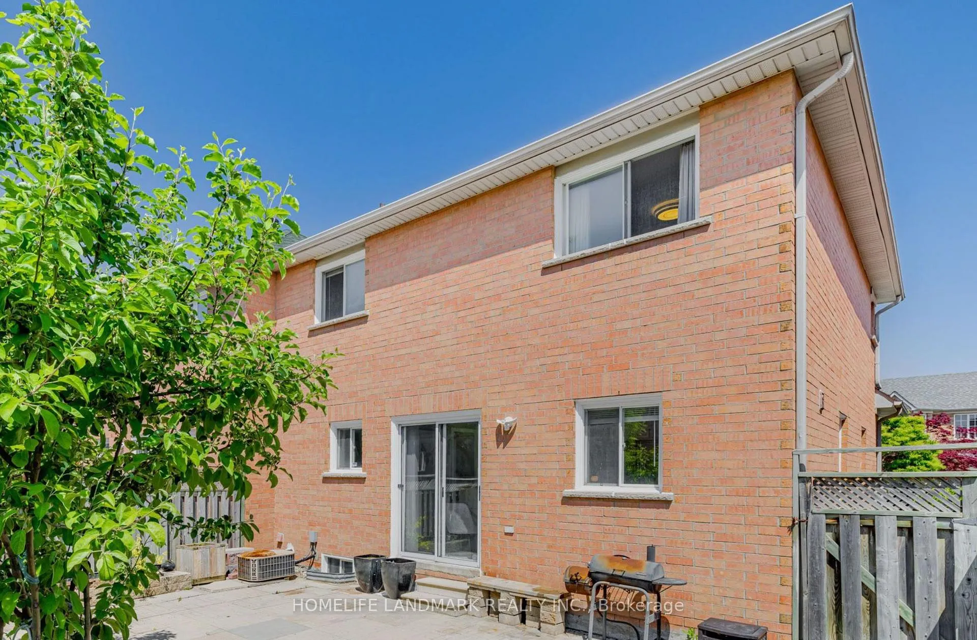 Photo 18 of Unit Main, Upper, 85 Nahanni Drive, Richmond Hill, Langstaff — HOMEH