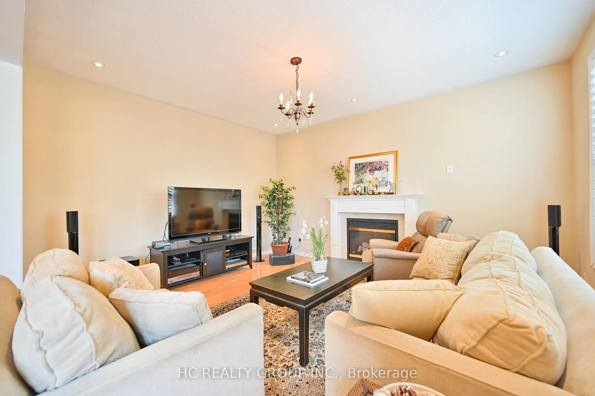 Photo 9 of 17 Landsdown Crescent, Markham, Wismer — HOMEH
