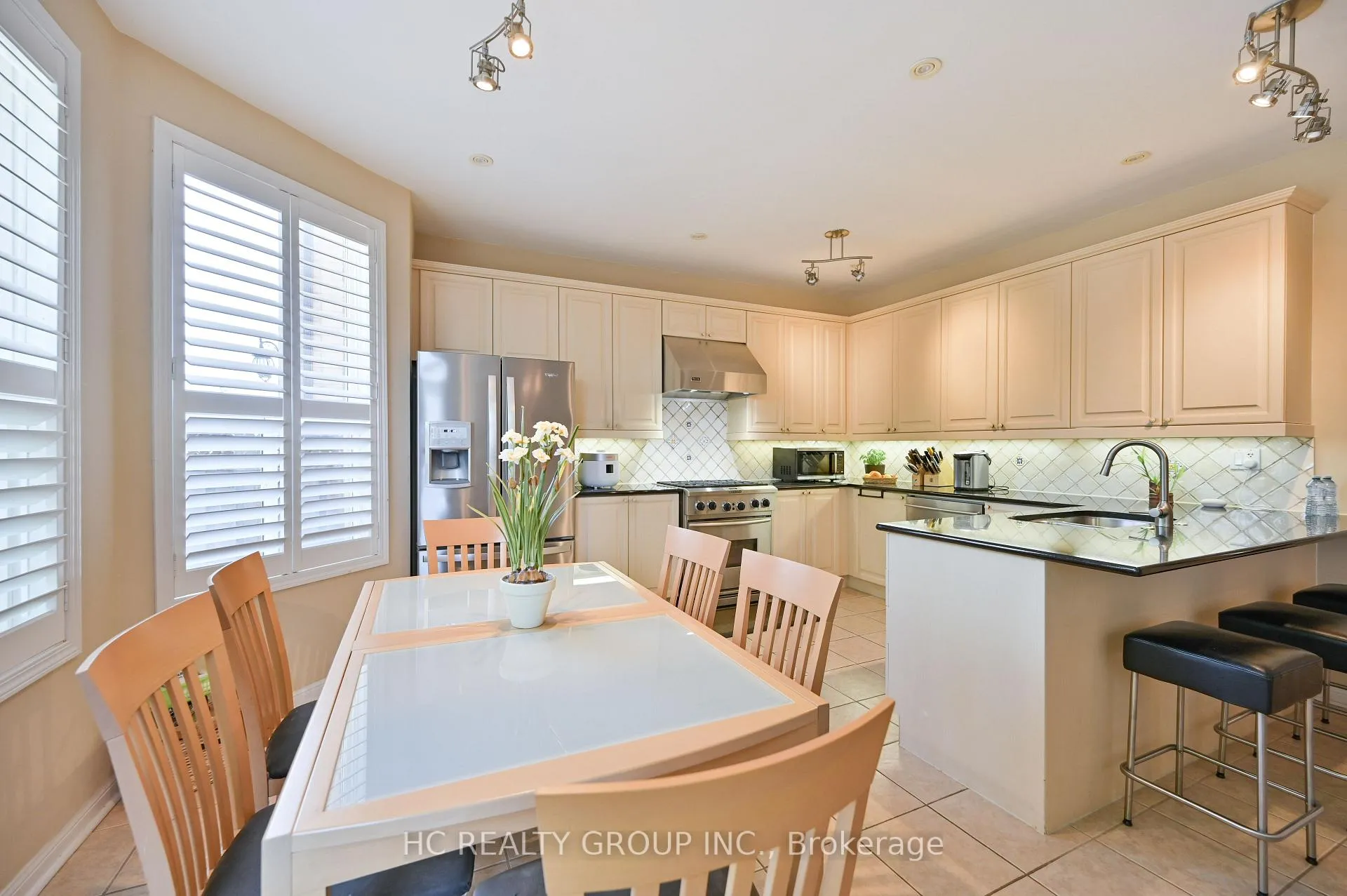Photo 12 of 17 Landsdown Crescent, Markham, Wismer — HOMEH