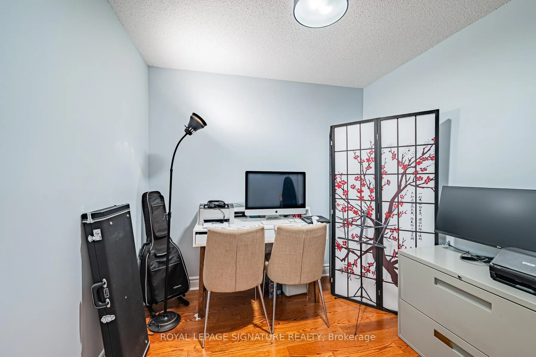 Photo 23 of Unit 813, 123 Eglinton Avenue E, Toronto, Mount Pleasant West — HOMEH
