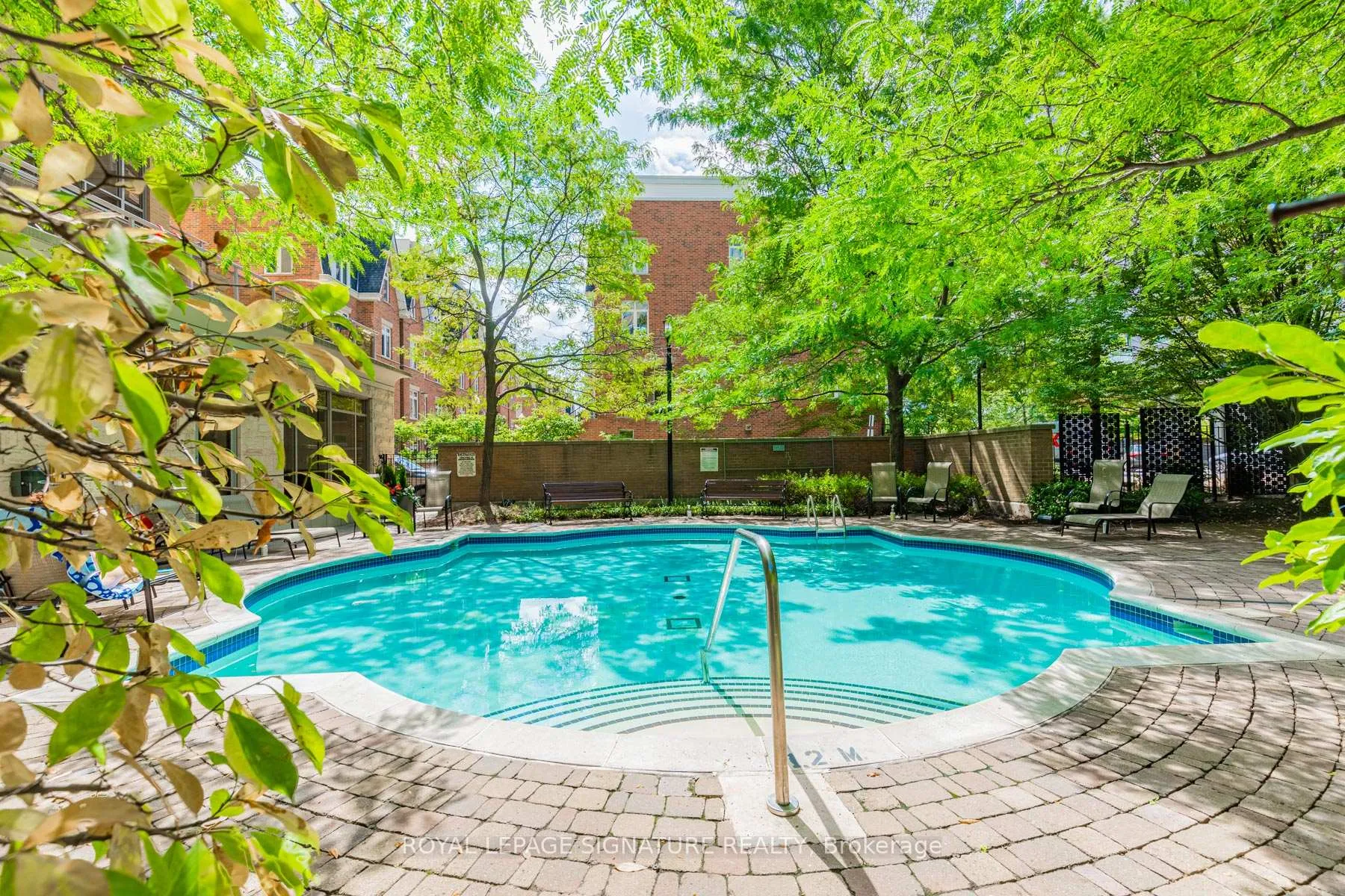 Photo 31 of Unit 813, 123 Eglinton Avenue E, Toronto, Mount Pleasant West — HOMEH