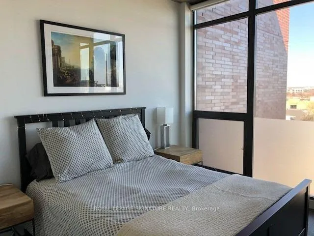 Photo 12 of Unit 801, 90 Broadview Avenue, Toronto, South Riverdale — HOMEH
