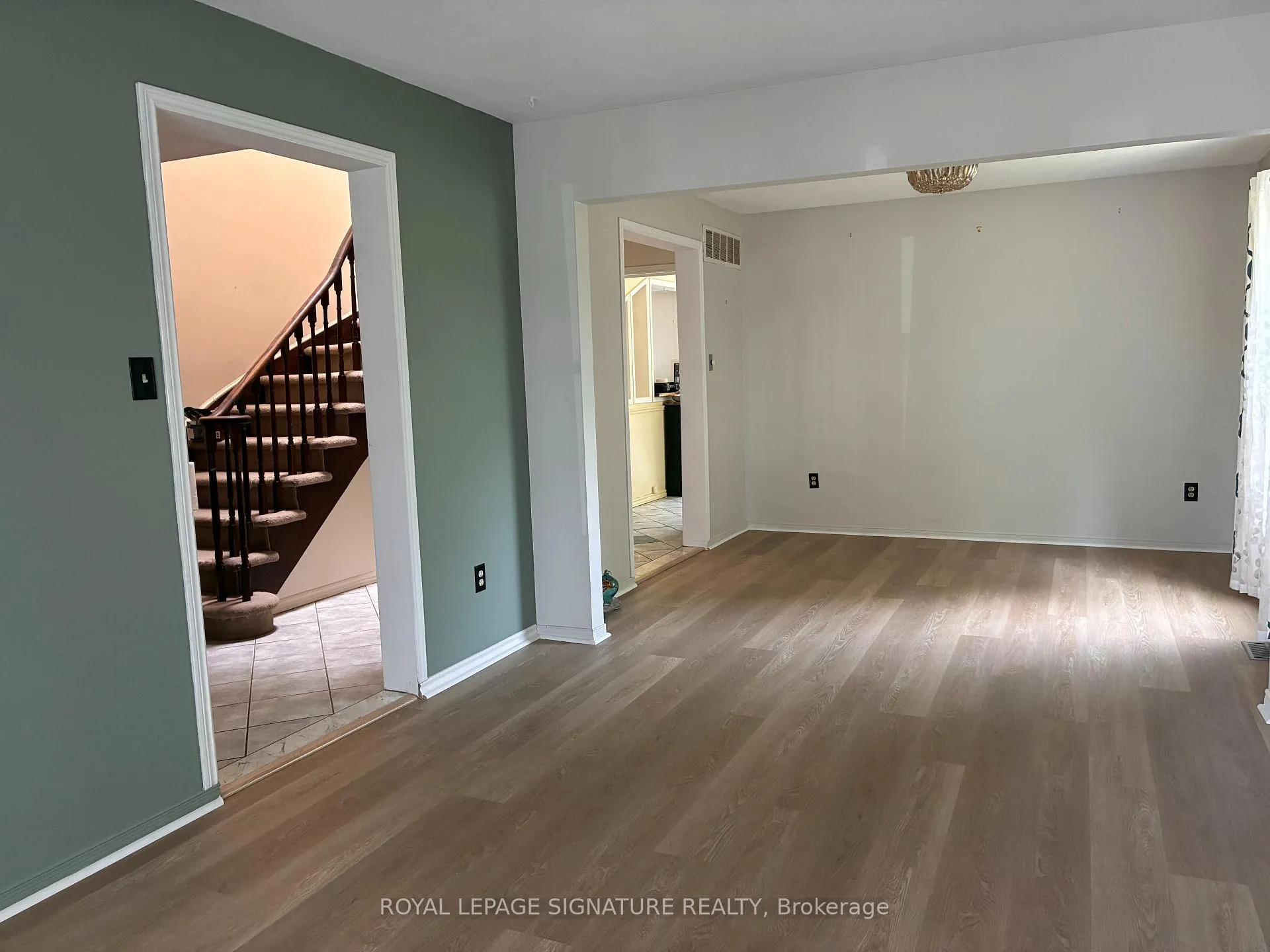 Photo 6 of 4 Bramwell Drive, Ajax, Central West — HOMEH
