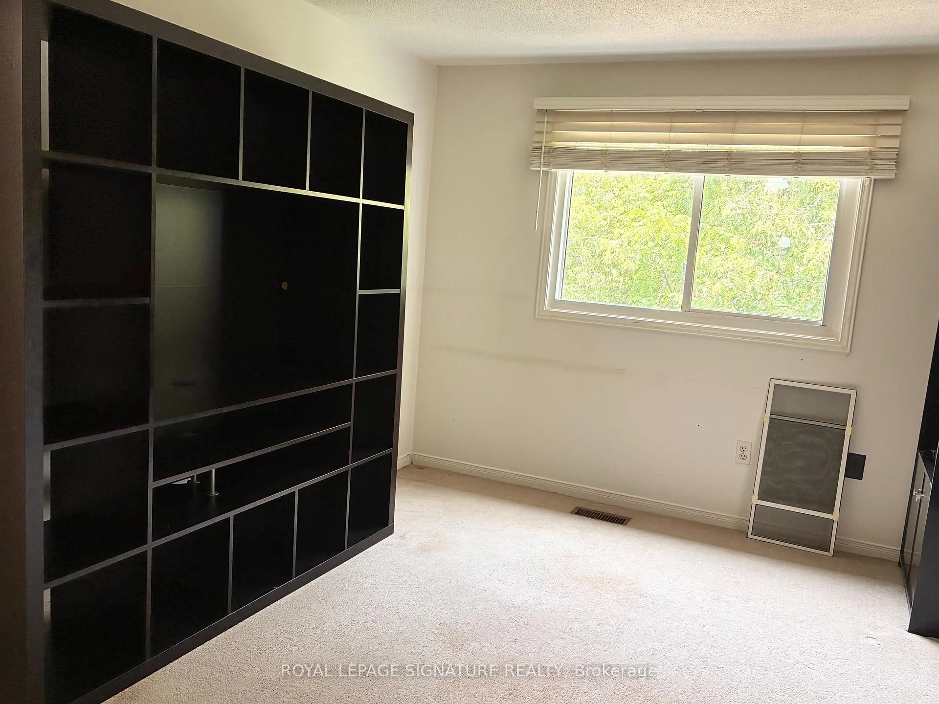 Photo 9 of 4 Bramwell Drive, Ajax, Central West — HOMEH