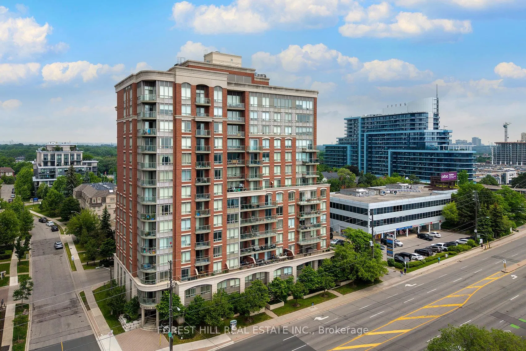 Photo 1 of Unit 805, 1 Clairtrell Road, North York, Willowdale East — HOMEH