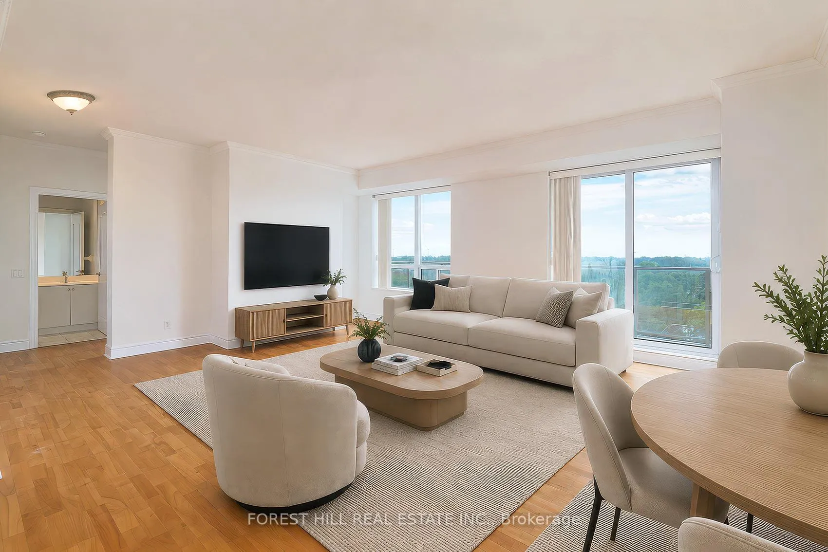 Photo 8 of Unit 805, 1 Clairtrell Road, North York, Willowdale East — HOMEH