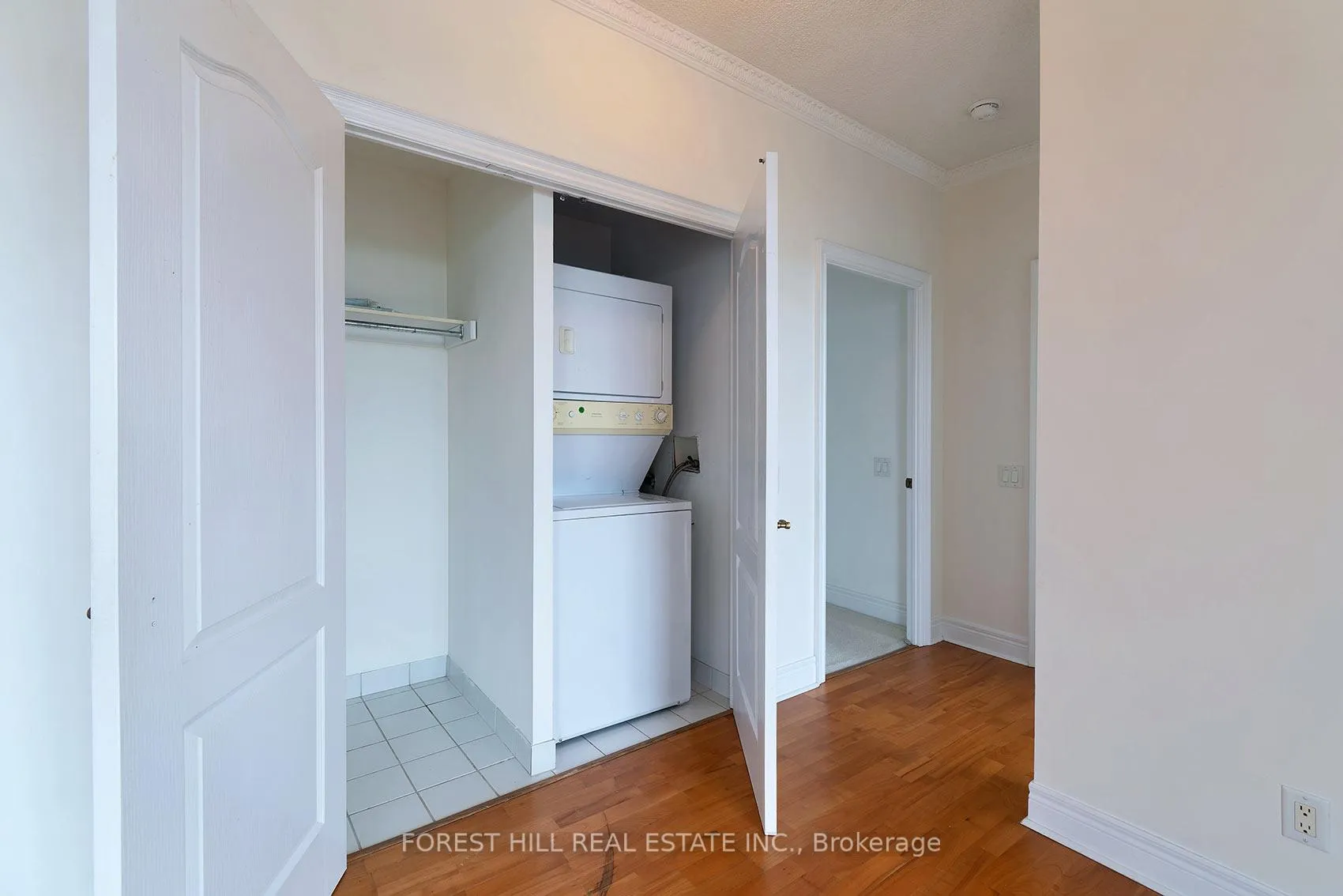 Photo 29 of Unit 805, 1 Clairtrell Road, North York, Willowdale East — HOMEH