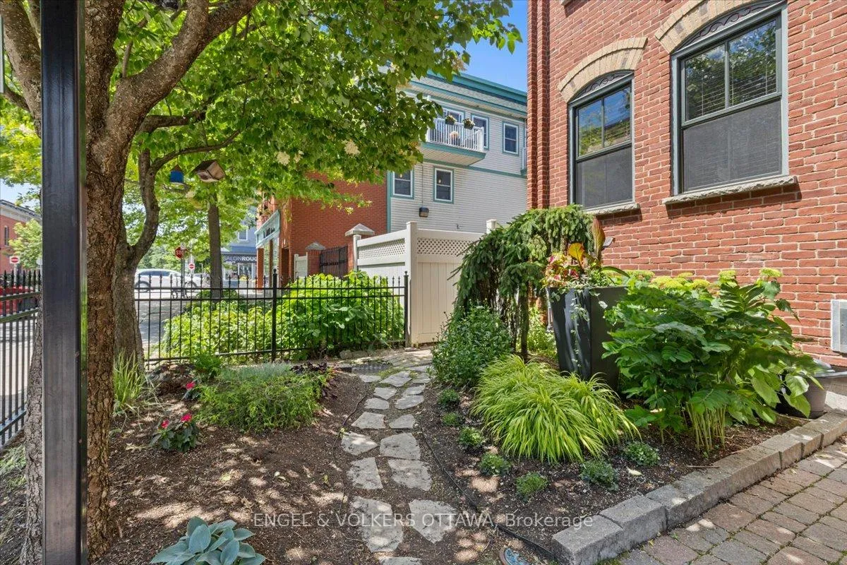 Photo 22 of Unit 2, 139 Guigues Avenue, Ottawa, Lower Town/Byward Market — HOMEH