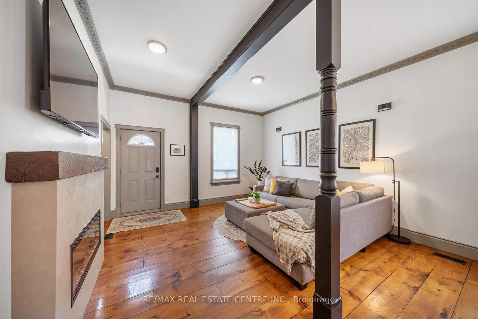 Photo 6 of 41 Toronto Street, Guelph, St. Patrick's Ward — HOMEH