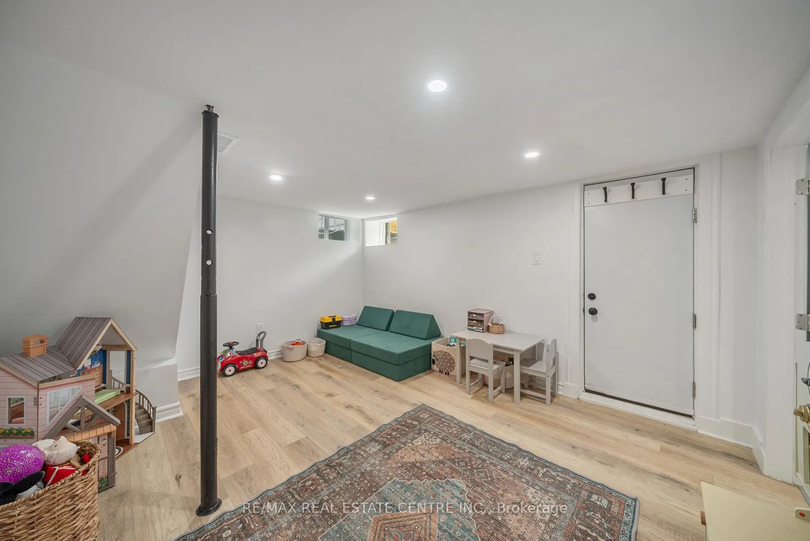 Photo 37 of 41 Toronto Street, Guelph, St. Patrick's Ward — HOMEH