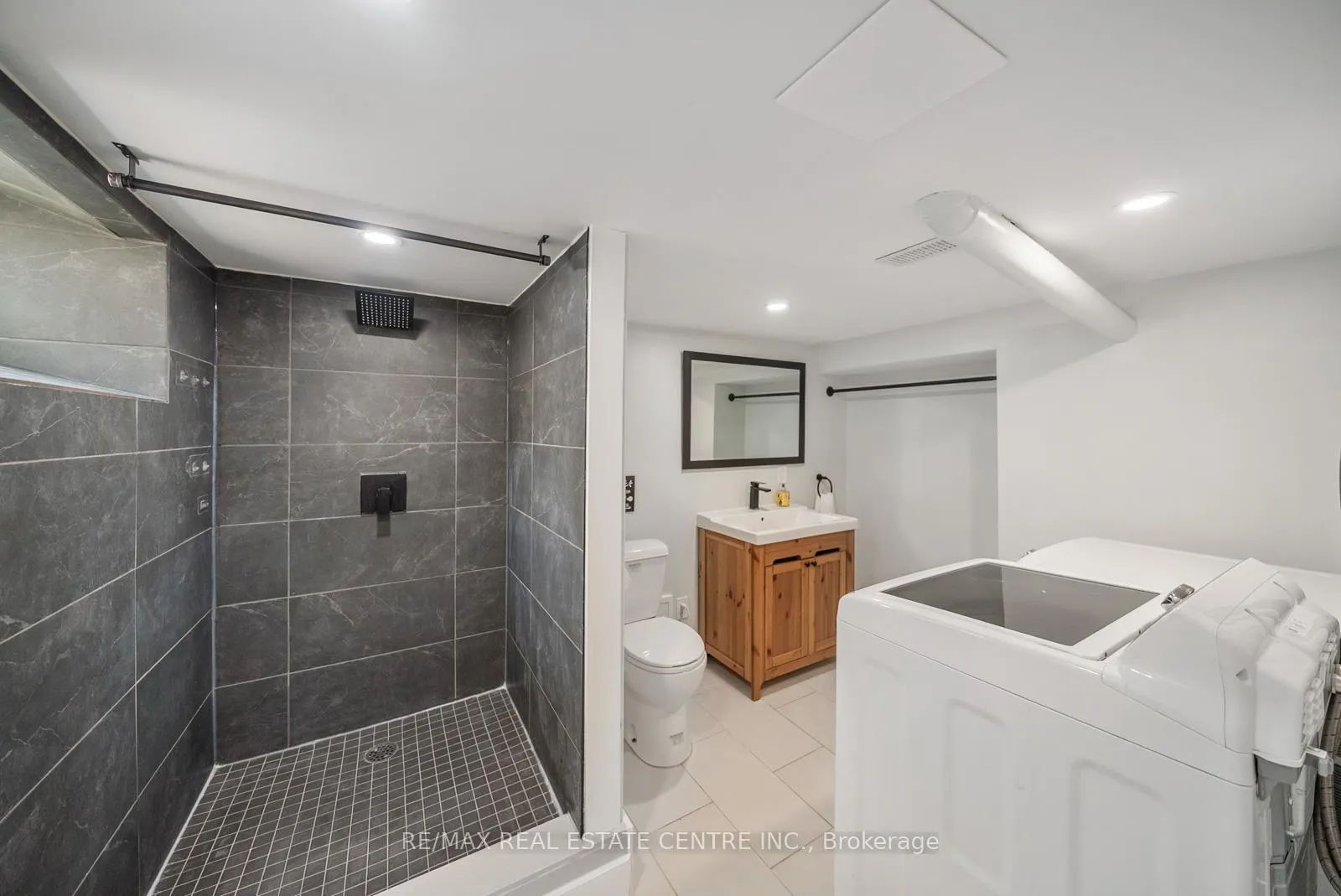 Photo 38 of 41 Toronto Street, Guelph, St. Patrick's Ward — HOMEH