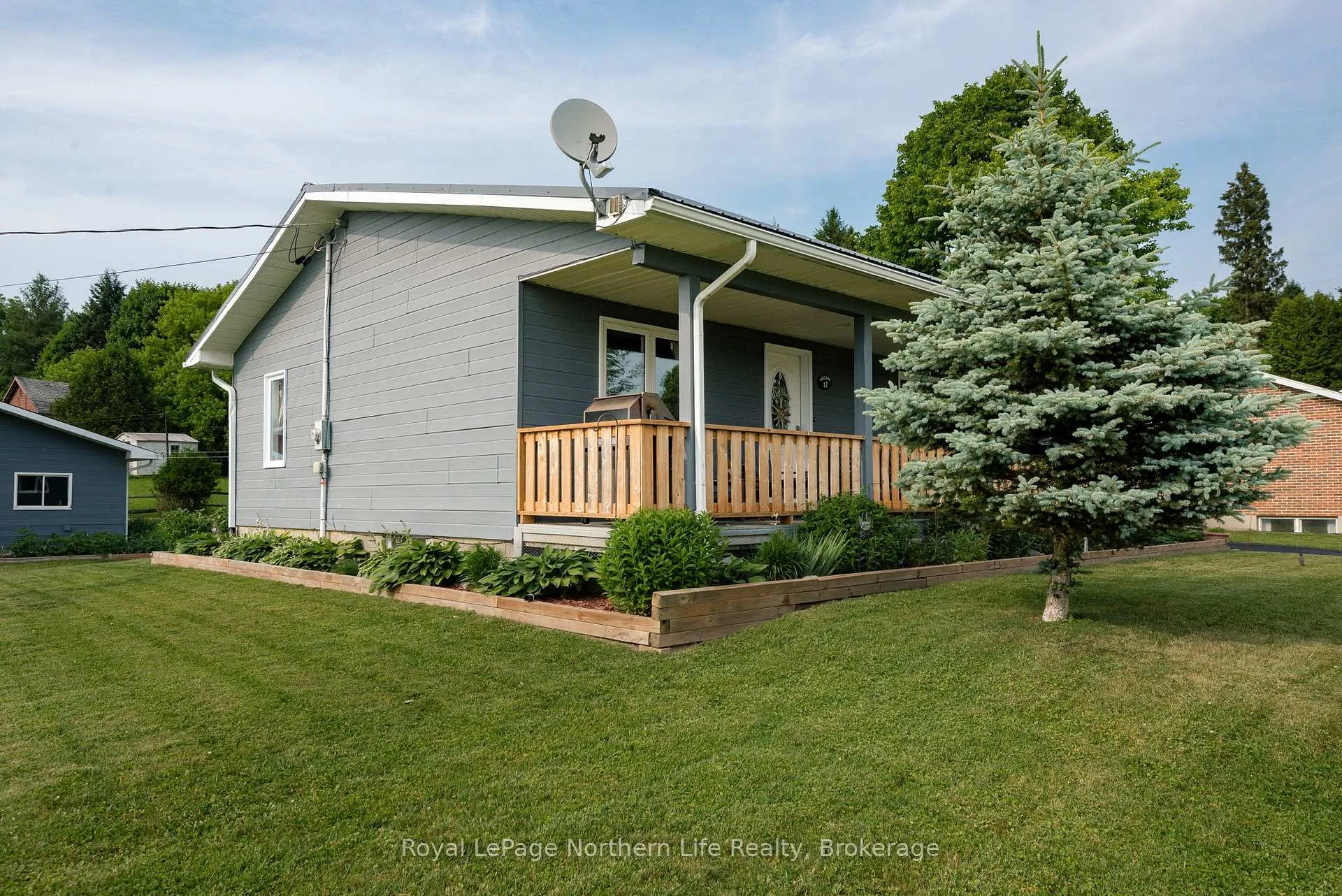 Photo 4 of 12 Valley View Drive E, Powassan — HOMEH