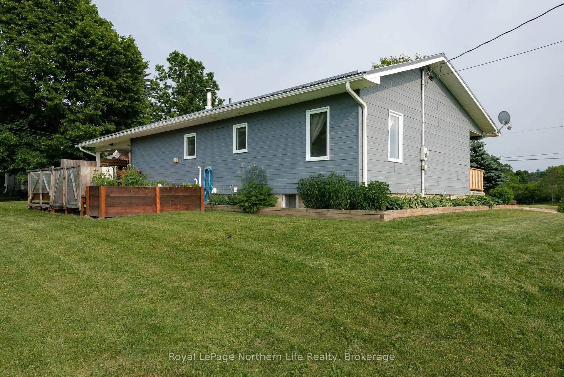 Photo 5 of 12 Valley View Drive E, Powassan — HOMEH