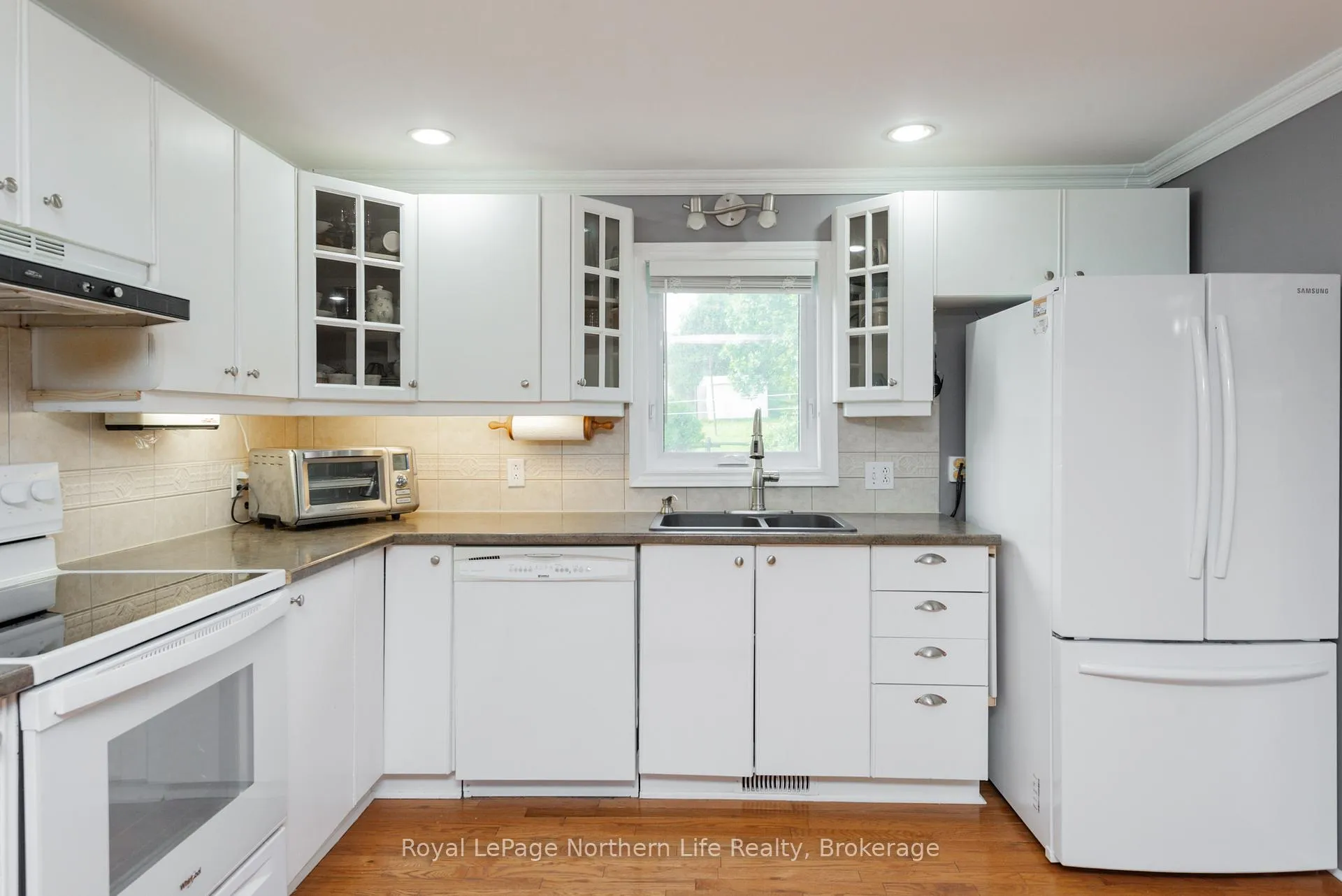 Photo 13 of 12 Valley View Drive E, Powassan — HOMEH