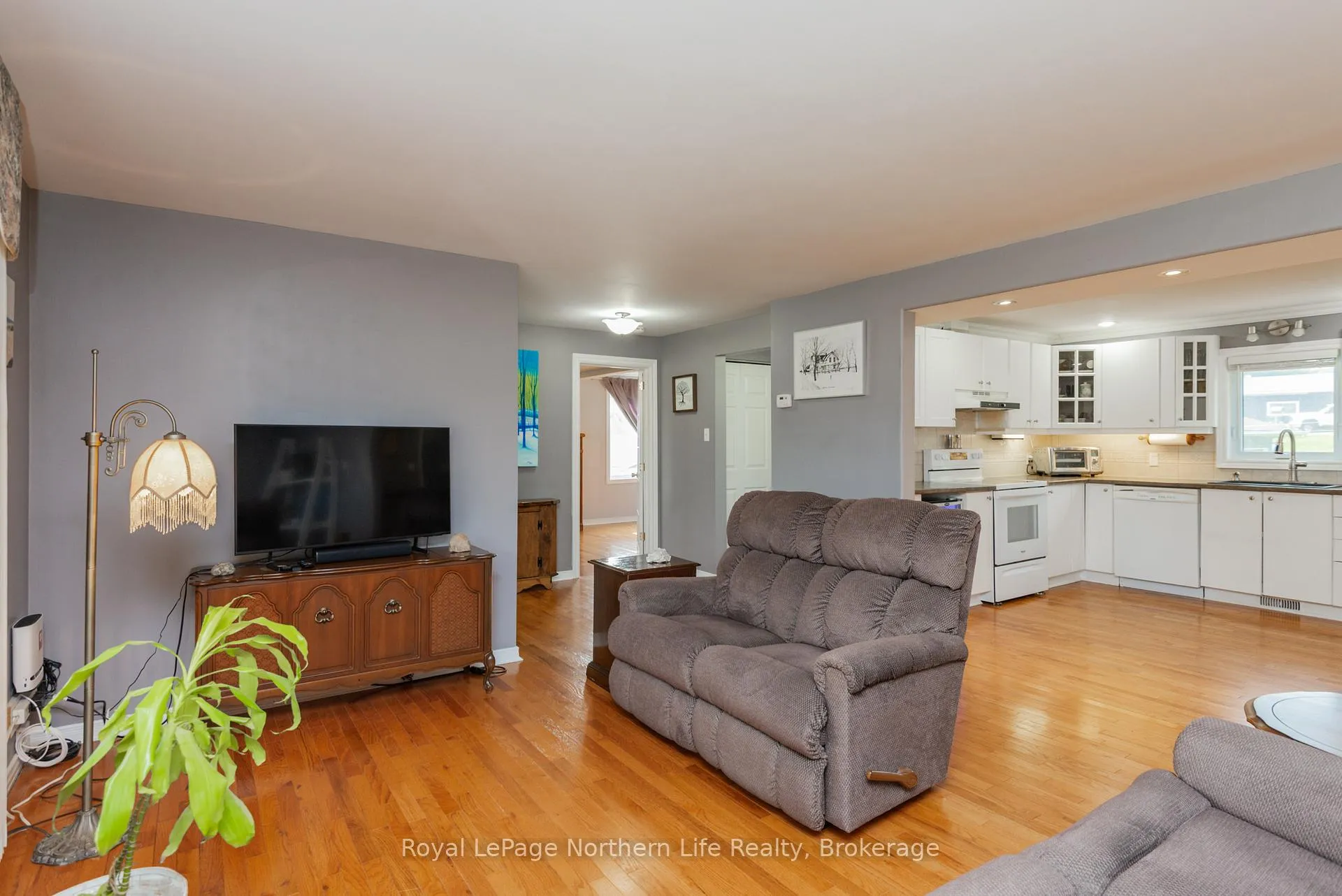 Photo 18 of 12 Valley View Drive E, Powassan — HOMEH