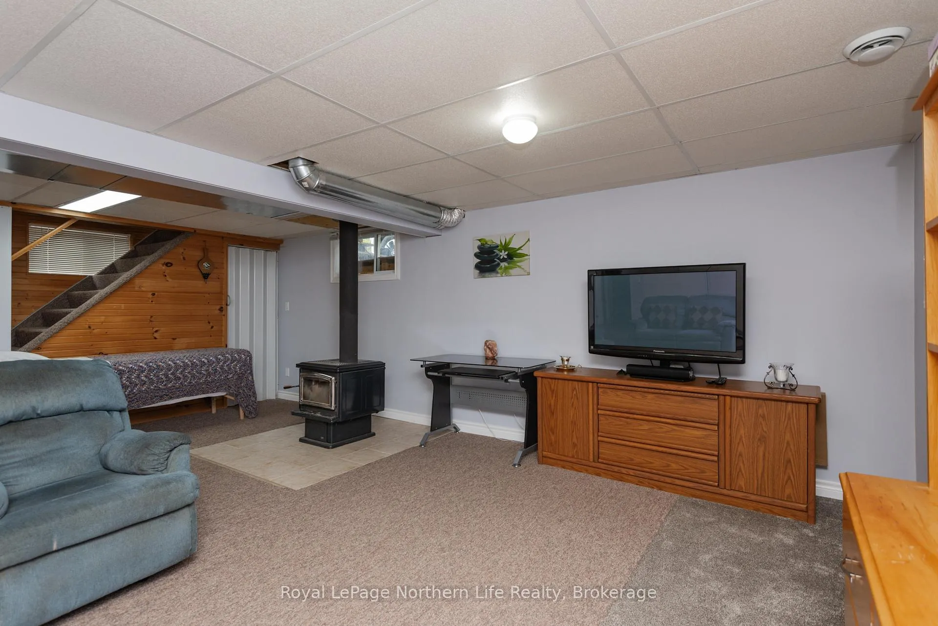 Photo 30 of 12 Valley View Drive E, Powassan — HOMEH