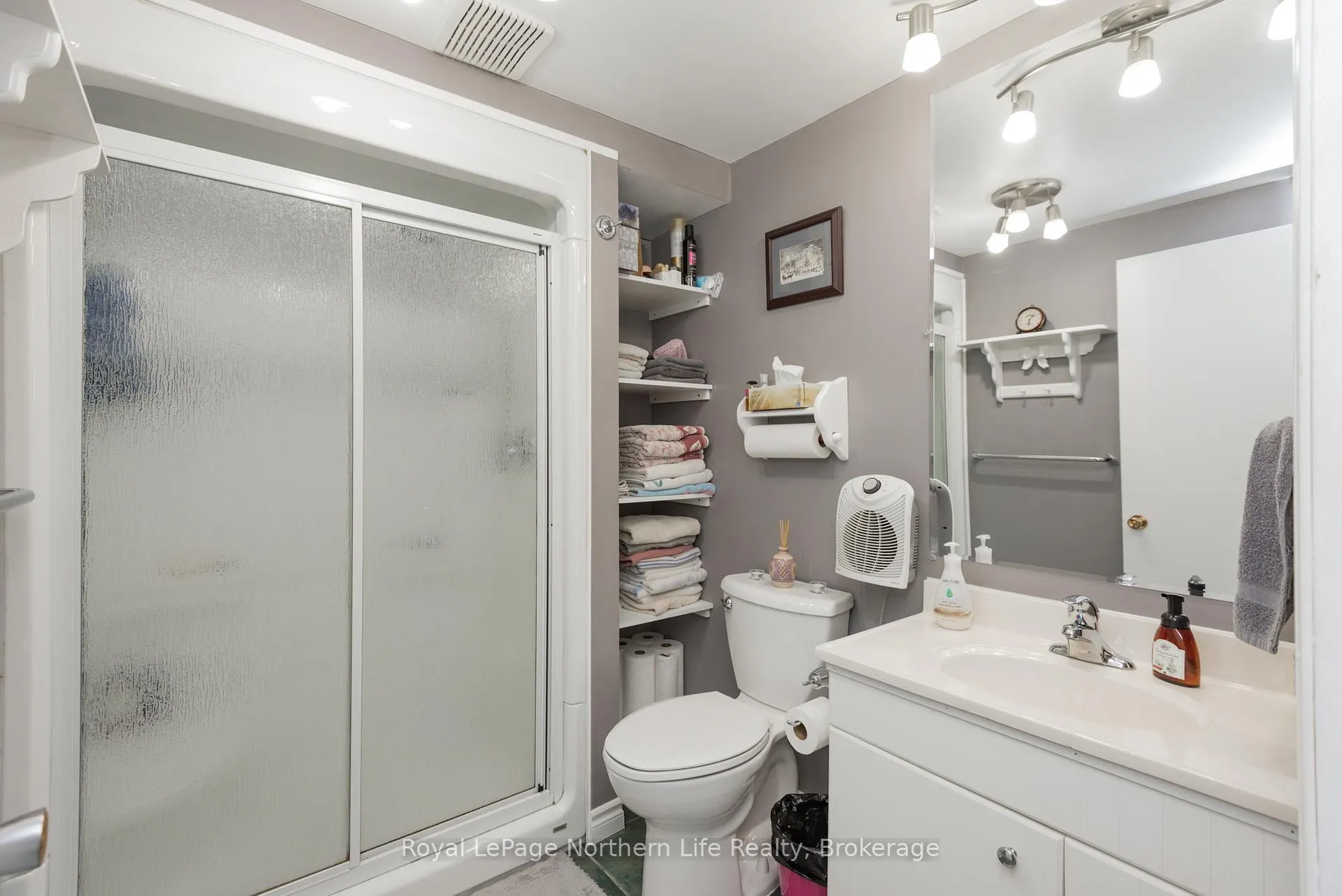 Photo 39 of 12 Valley View Drive E, Powassan — HOMEH