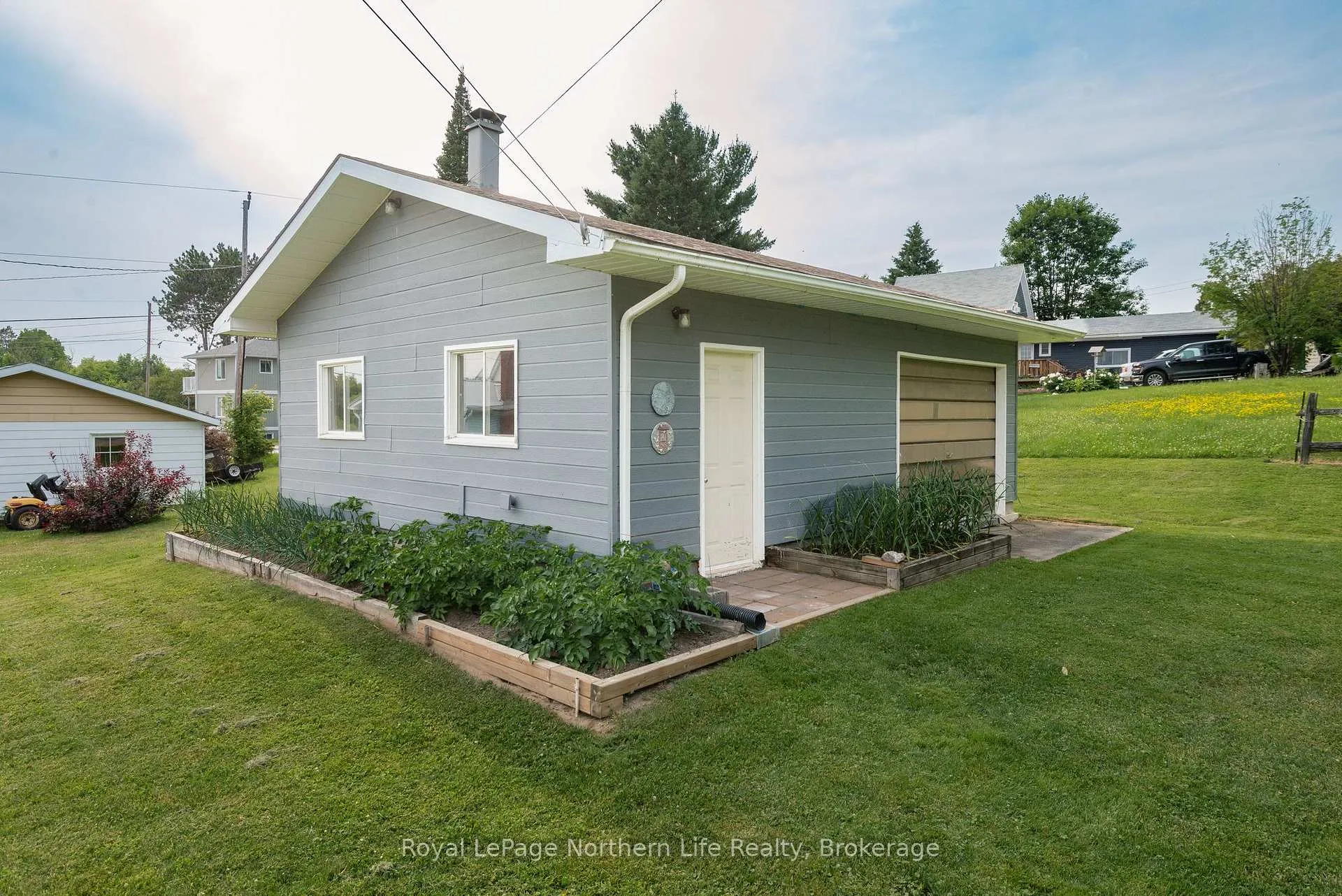 Photo 42 of 12 Valley View Drive E, Powassan — HOMEH