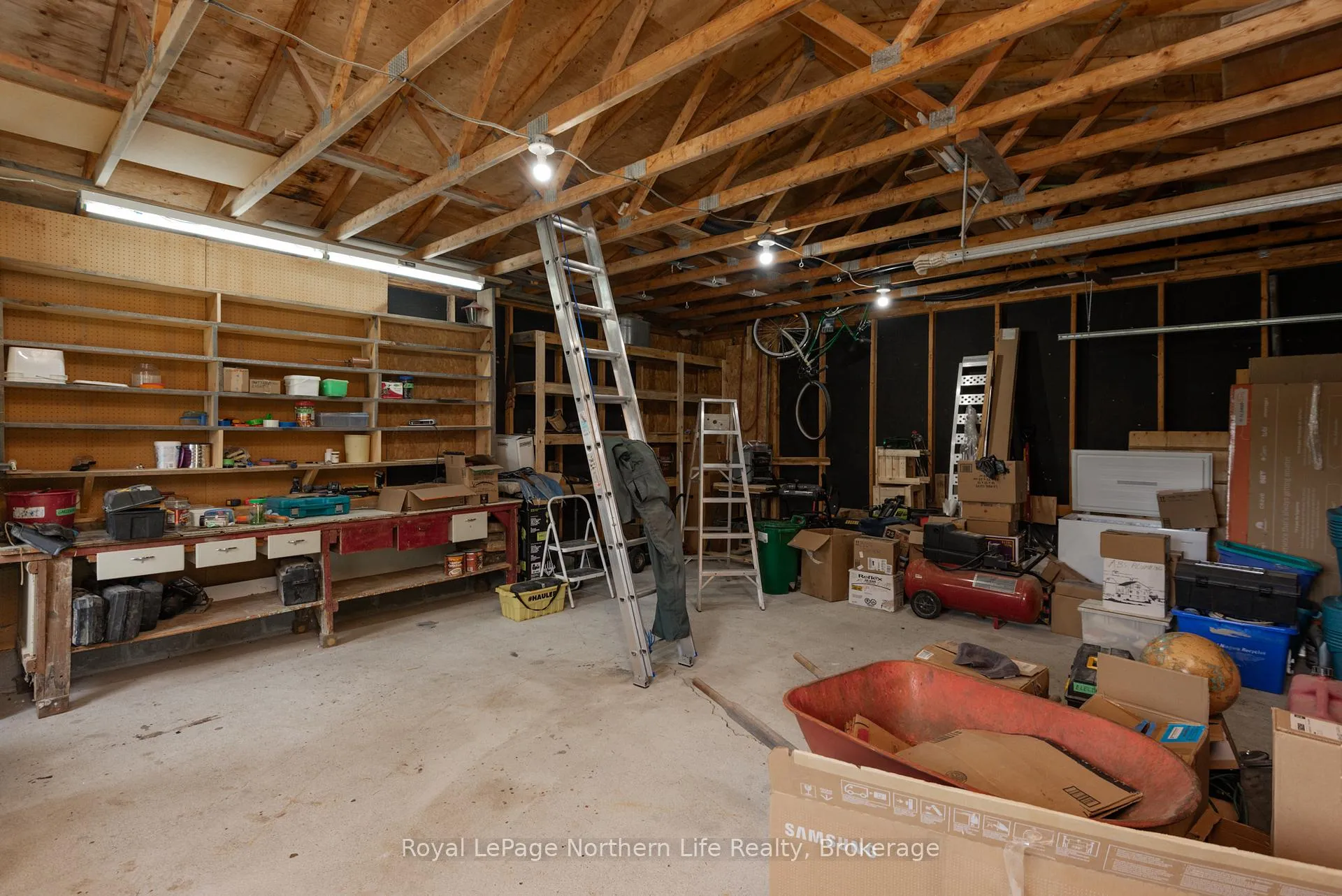 Photo 44 of 12 Valley View Drive E, Powassan — HOMEH