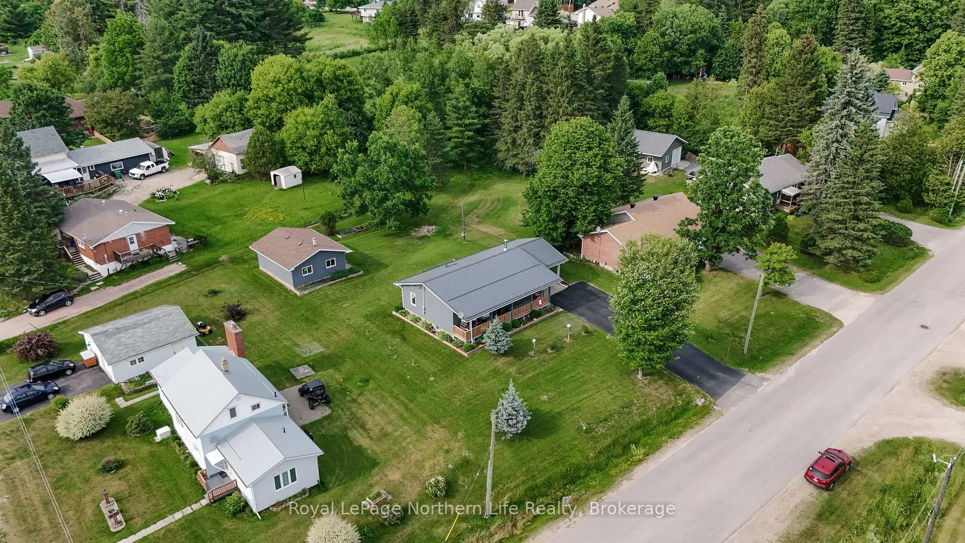 Photo 46 of 12 Valley View Drive E, Powassan — HOMEH