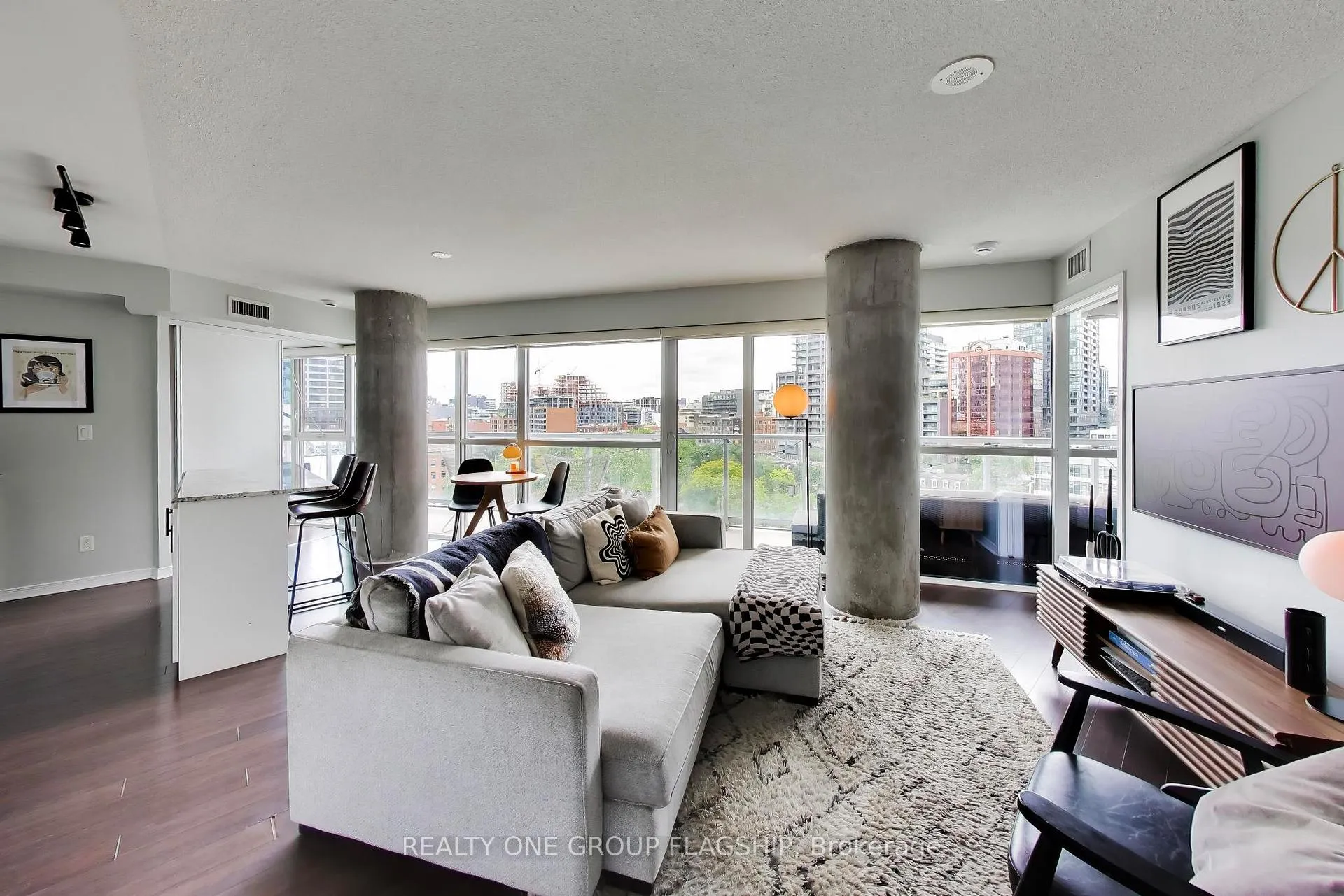 Photo 1 of Unit 918, 352 Front Street W, Toronto, Waterfront Communities — HOMEH