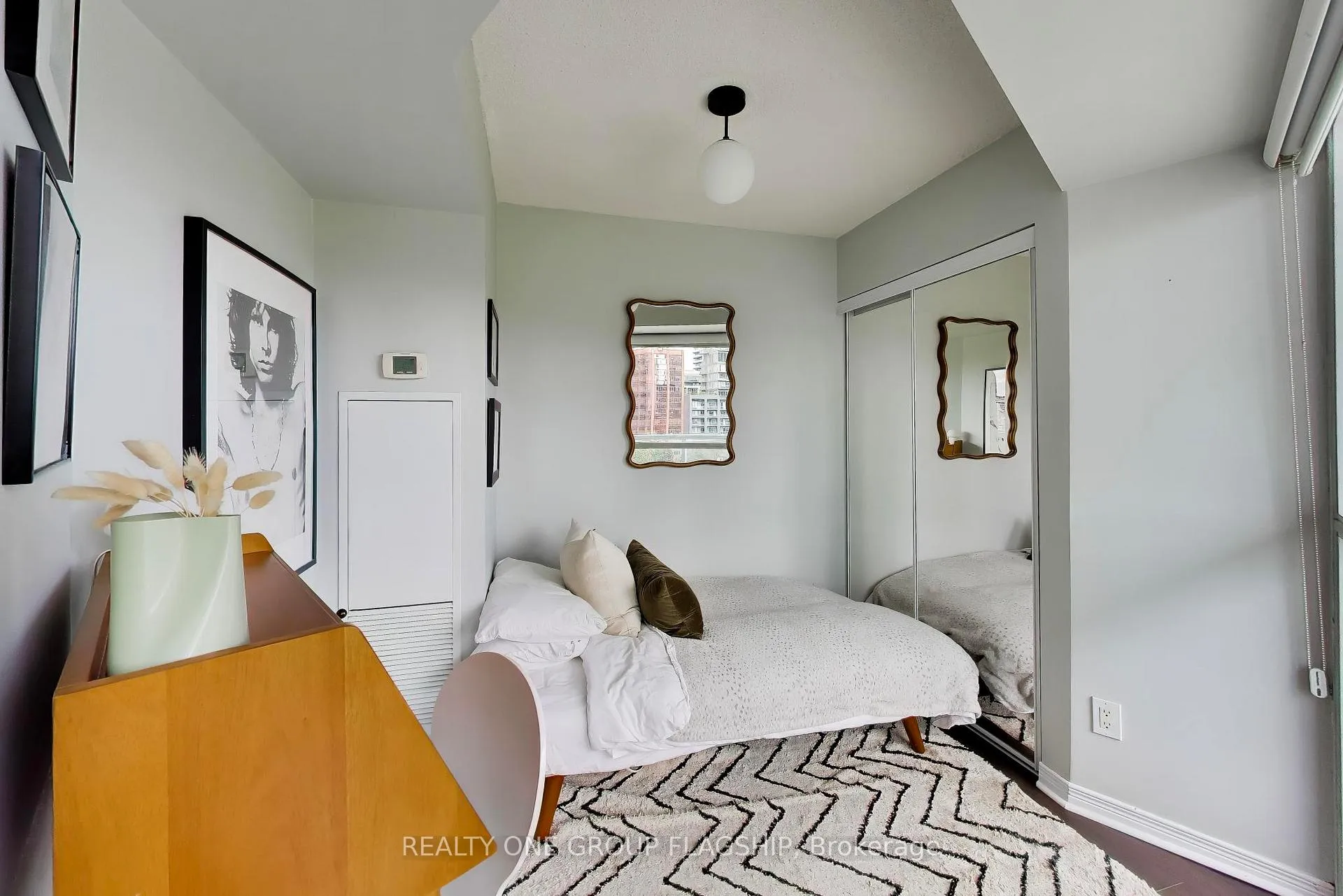 Photo 13 of Unit 918, 352 Front Street W, Toronto, Waterfront Communities — HOMEH