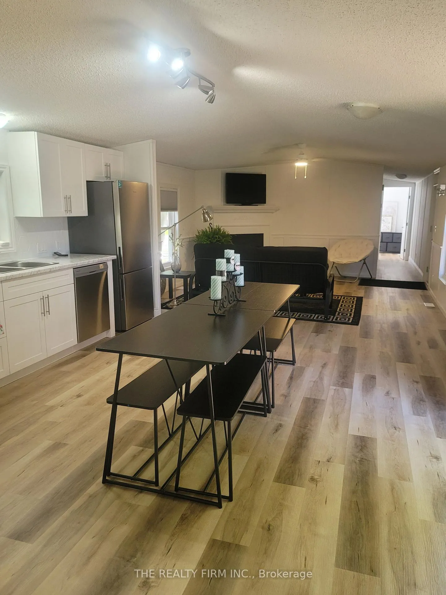 Photo 3 of Unit 18, 75049 Hensall Road, Huron East, Tuckersmith — HOMEH