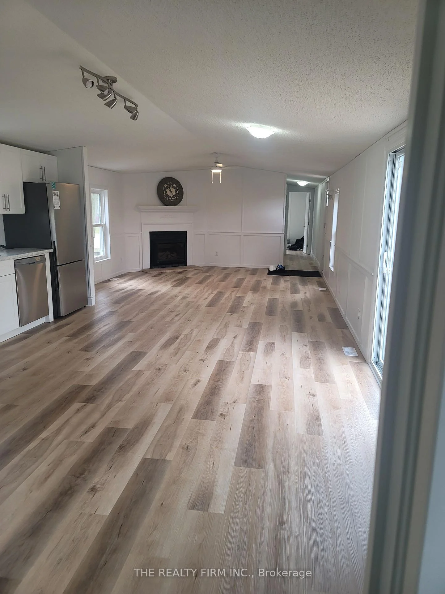 Photo 15 of Unit 18, 75049 Hensall Road, Huron East, Tuckersmith — HOMEH