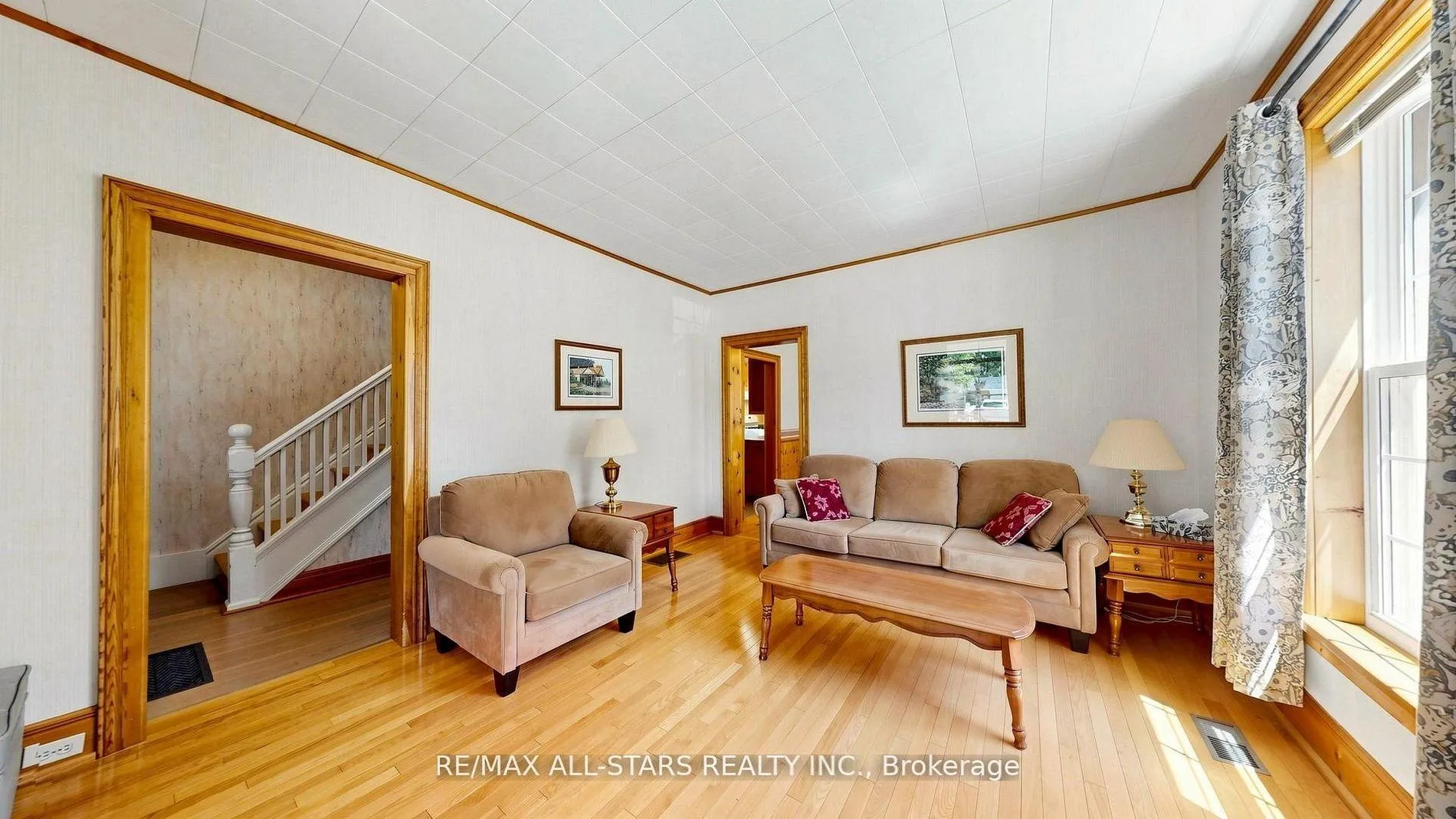 Photo 6 of 11 Marietta Street, Uxbridge — HOMEH