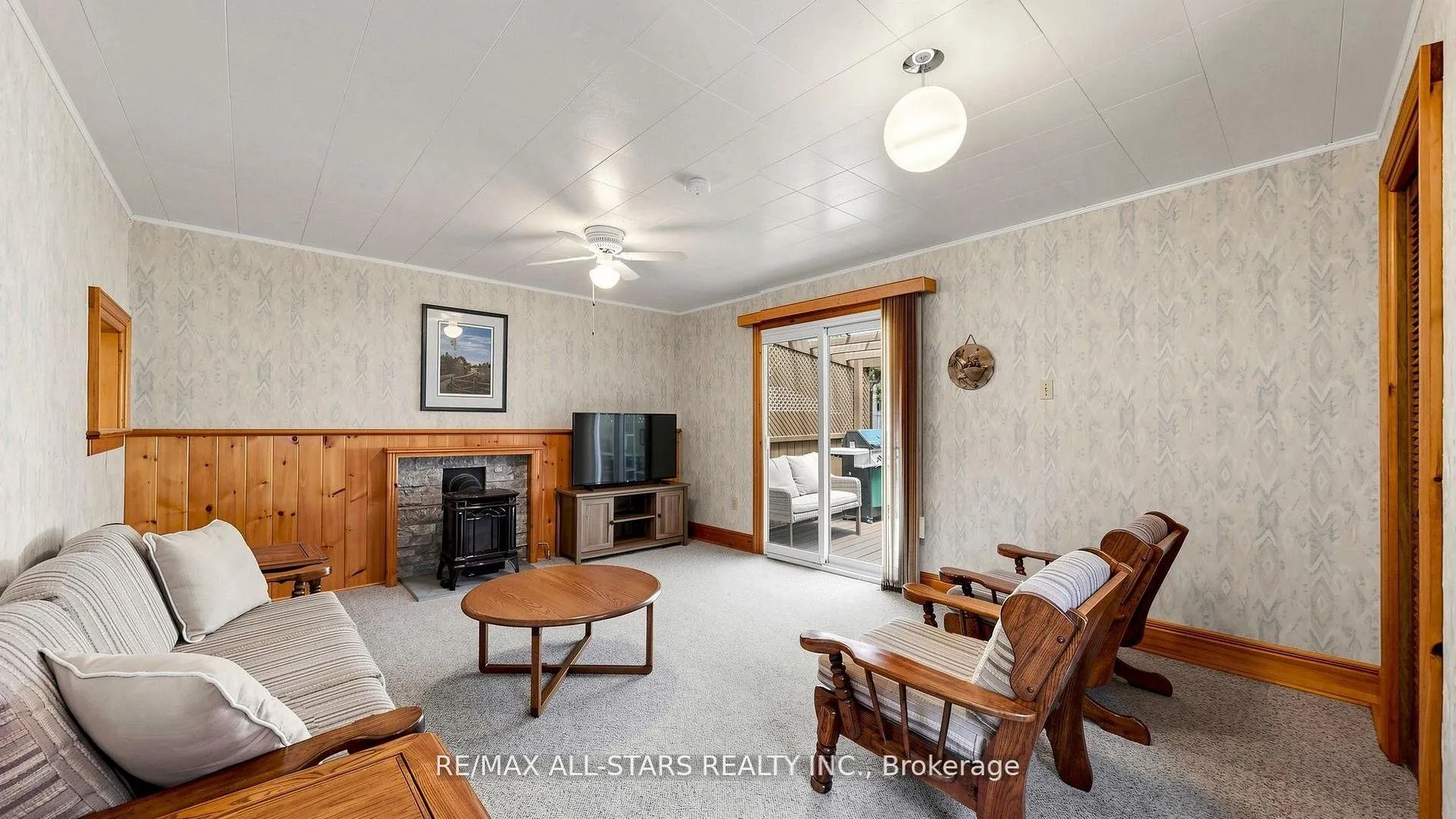 Photo 11 of 11 Marietta Street, Uxbridge — HOMEH