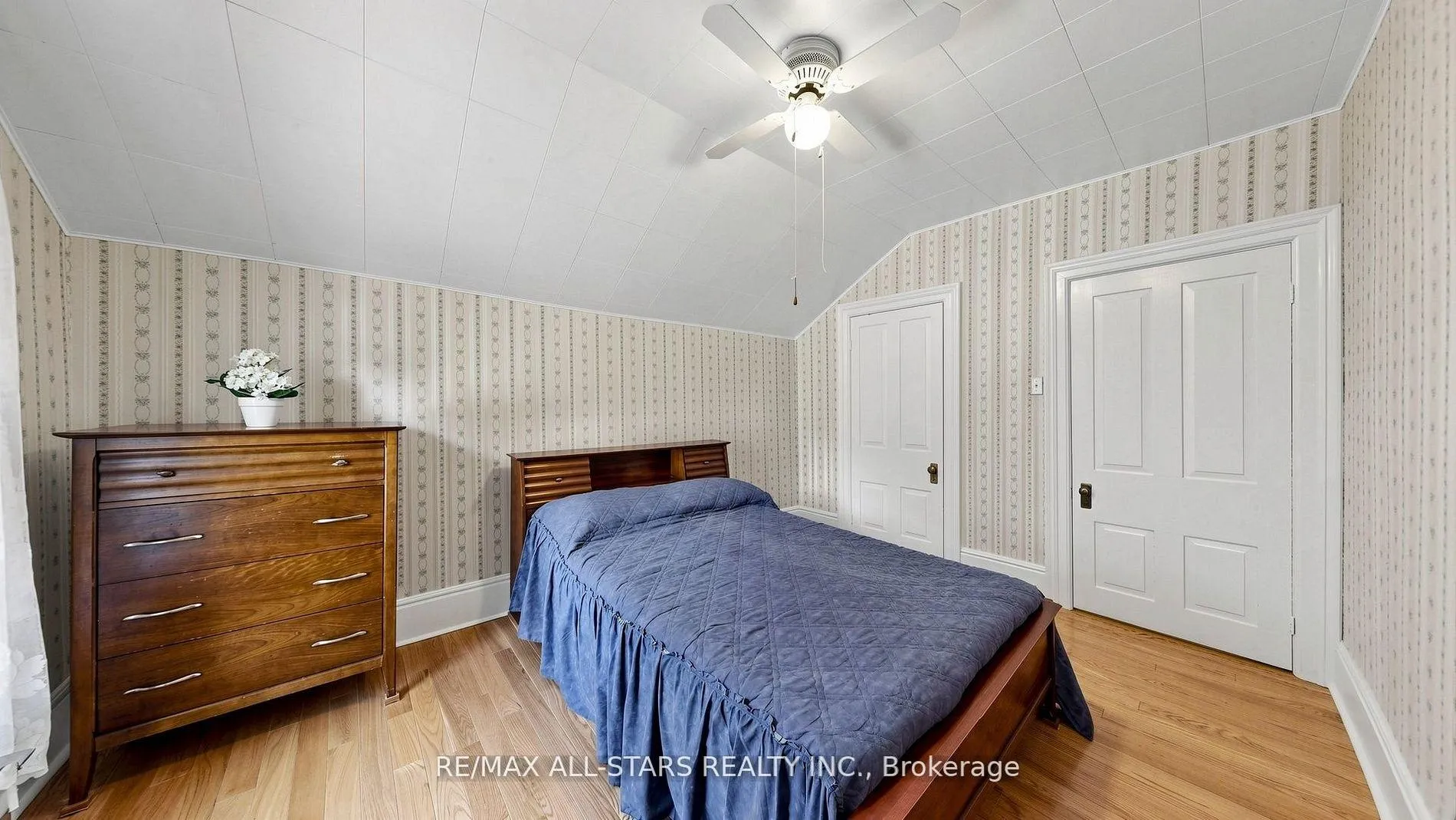 Photo 23 of 11 Marietta Street, Uxbridge — HOMEH