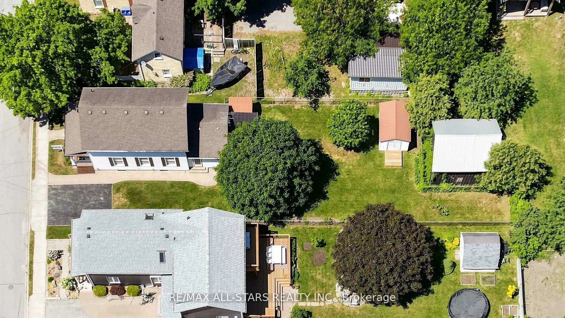 Photo 37 of 11 Marietta Street, Uxbridge — HOMEH