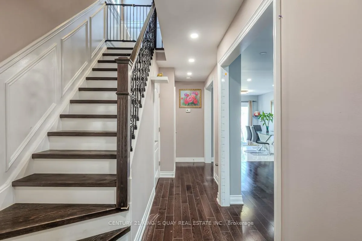 Photo 5 of 62 Stather Crescent, Markham, Milliken Mills East — HOMEH