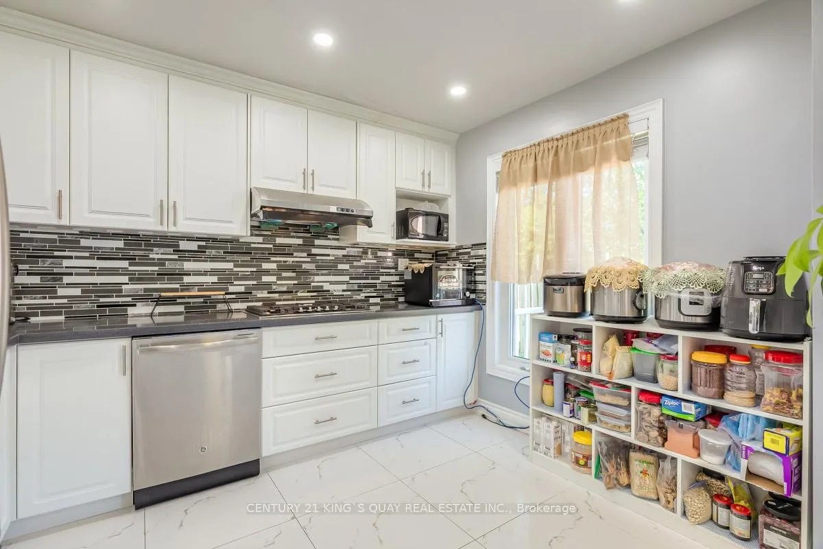 Photo 15 of 62 Stather Crescent, Markham, Milliken Mills East — HOMEH