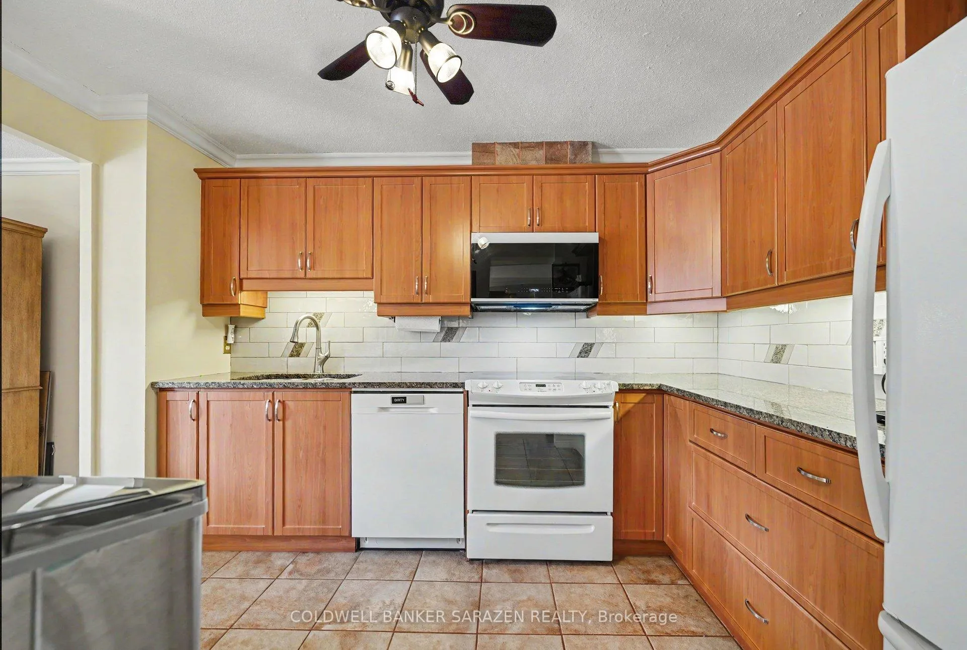 Photo 9 of Unit 910, 1485 Baseline Road, Ottawa, Copeland Park — HOMEH