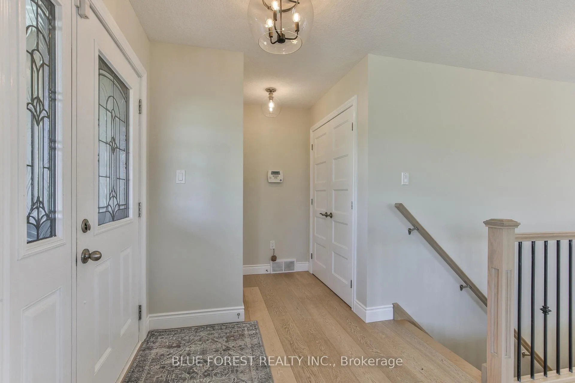 Photo 5 of 16 Brooker Trail, Thames Centre, Thorndale — HOMEH