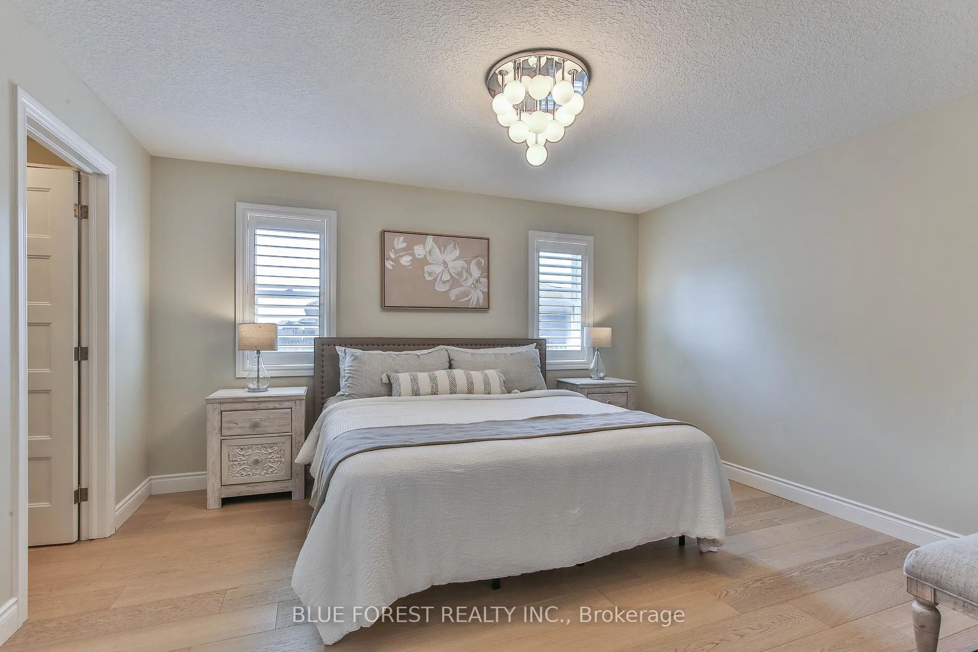 Photo 19 of 16 Brooker Trail, Thames Centre, Thorndale — HOMEH